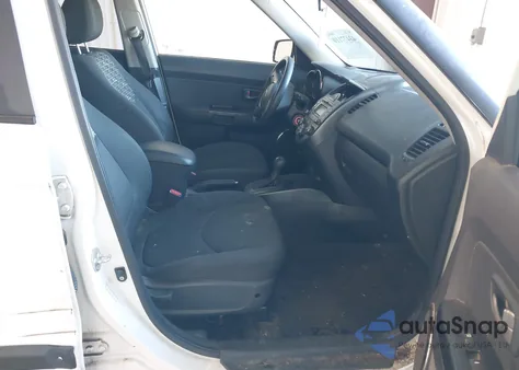 2011 Kia Soul + z USA, uszkodzony, nr VIN KNDJT2A23B7330085